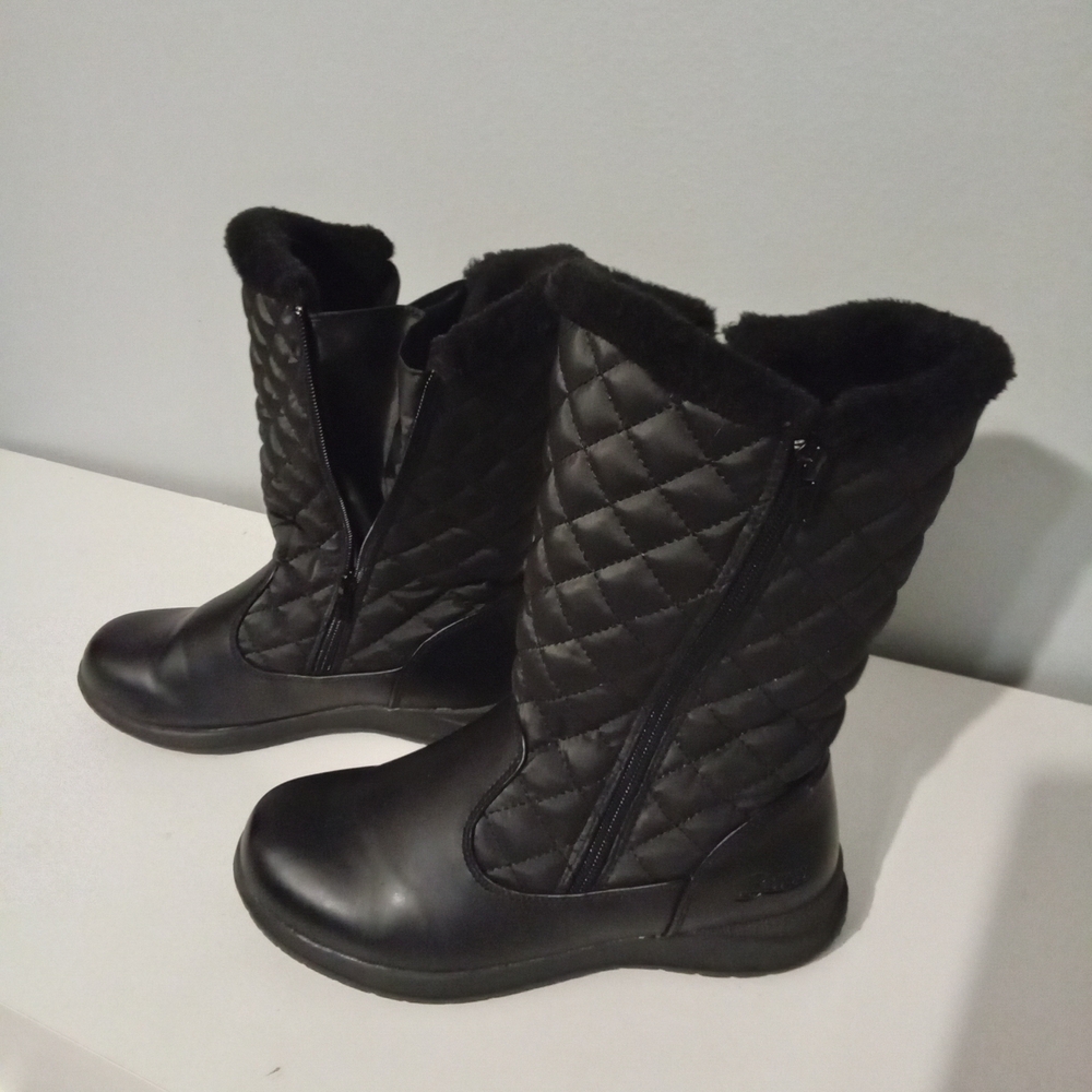 G.H, BASS Black Quilted Women's Boots